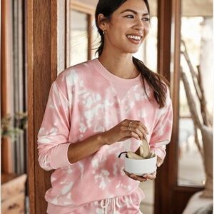 Summersalt The Softest French Terry
Relaxed Crew - Pink Sky Tie Dye